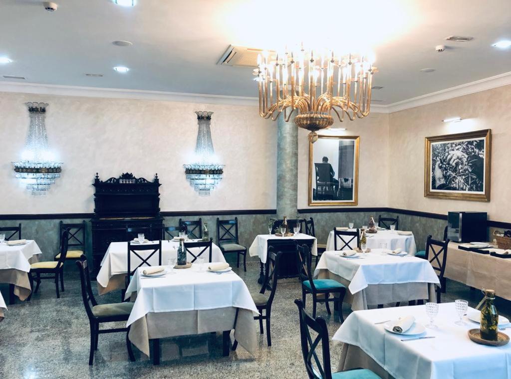 La Morona Hotel Morón de la Frontera Zewnętrze zdjęcie