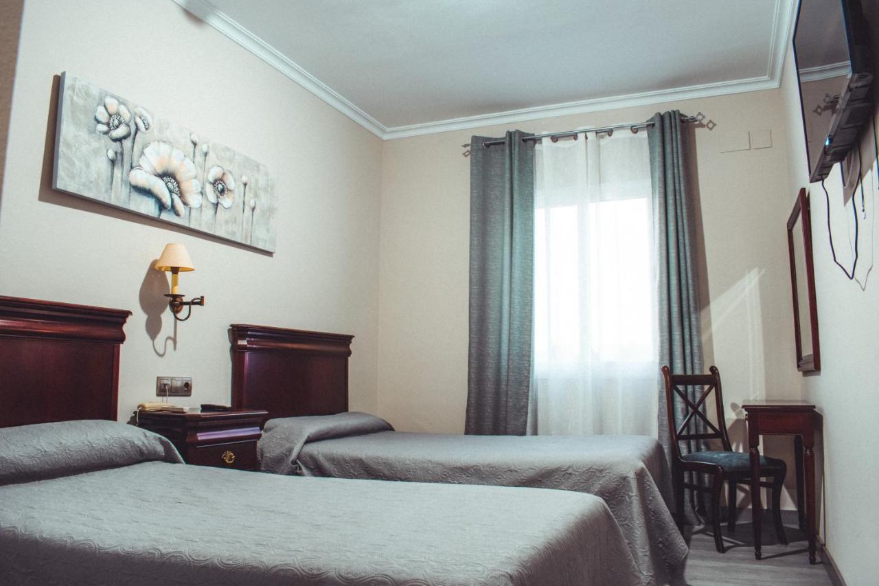 La Morona Hotel Morón de la Frontera Zewnętrze zdjęcie