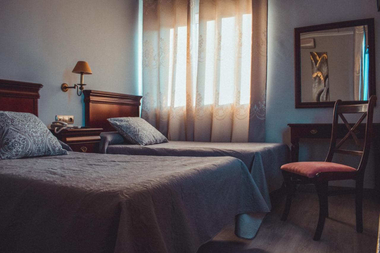 La Morona Hotel Morón de la Frontera Zewnętrze zdjęcie
